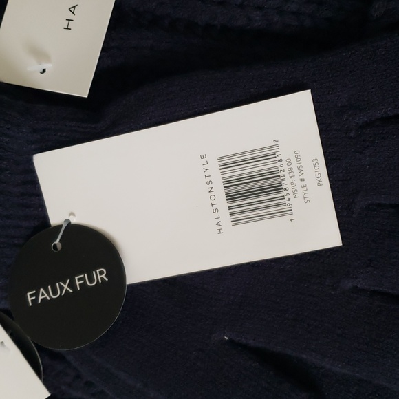 NWT Halston 2 pc Knit Toboggan Hat Infinity Scarf Navy Blue - Picture 4 of 5